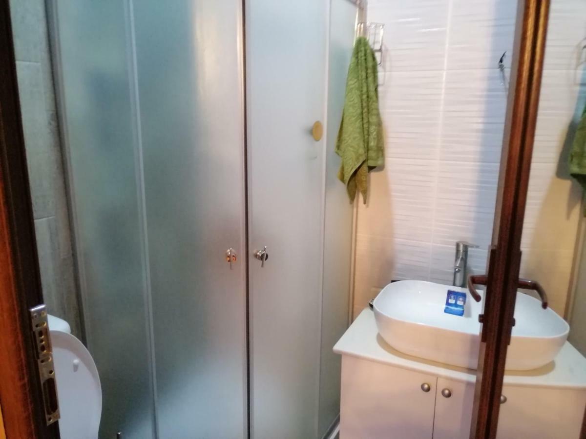Деревянный Котеж The 1 С Выдом На Город Batoumi Extérieur photo