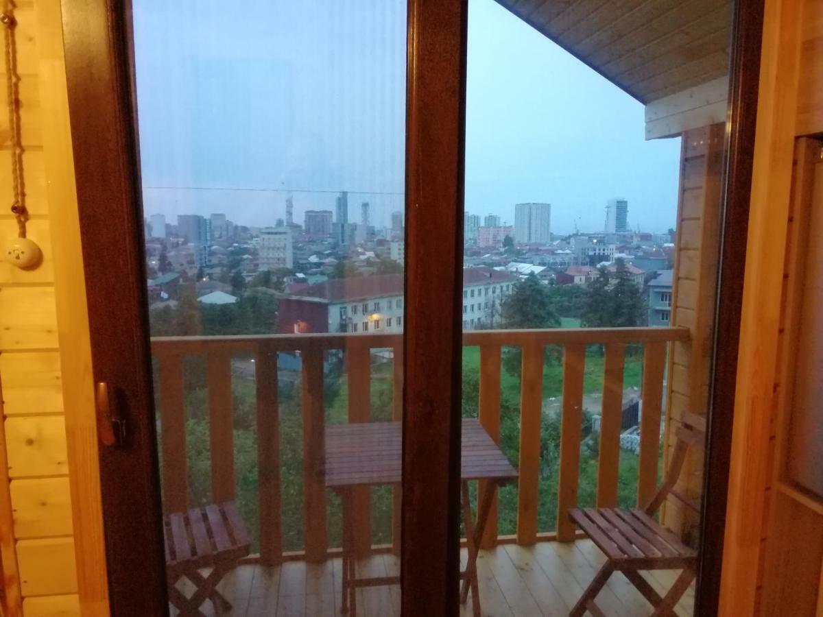 Деревянный Котеж The 1 С Выдом На Город Batoumi Extérieur photo